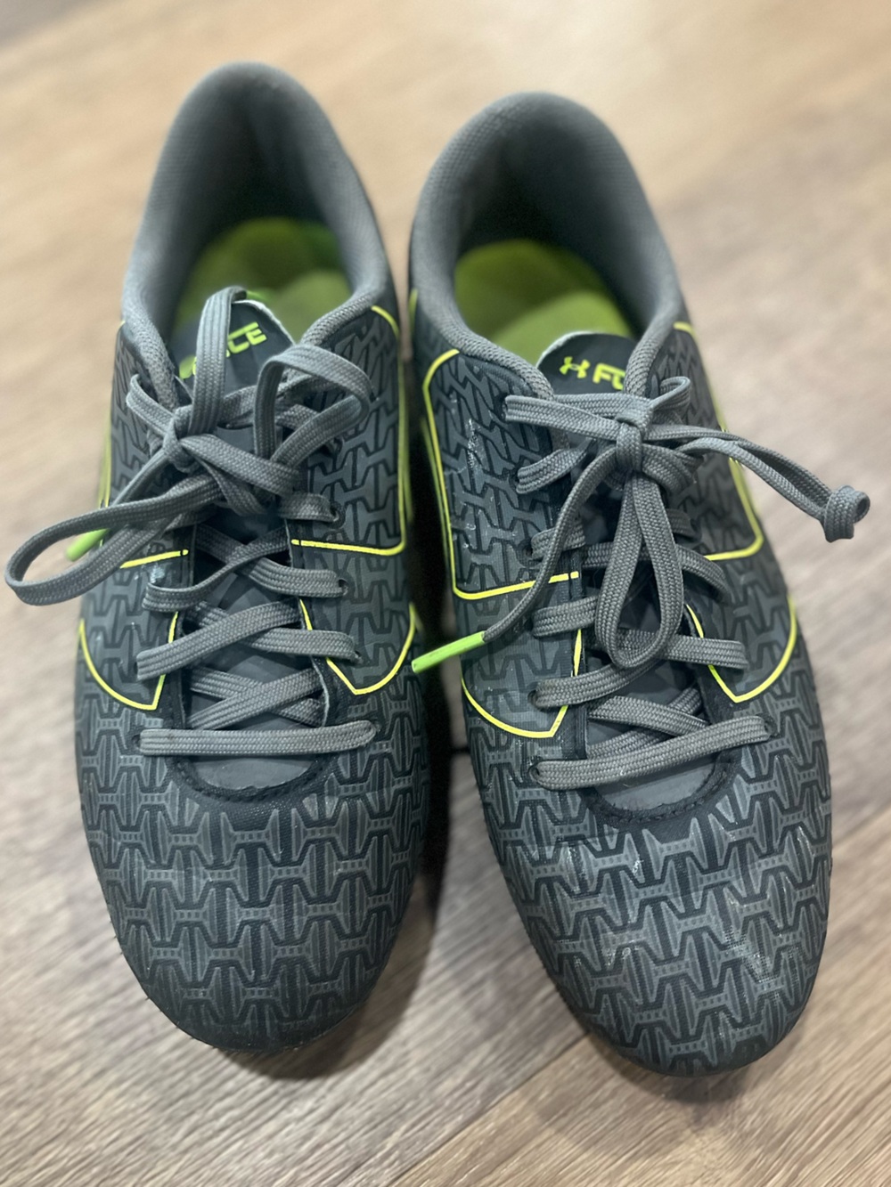 Under Armour Kids Soccer Cleats